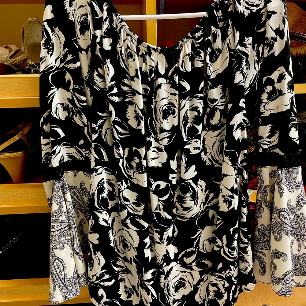 WHBM blouse with large opening sleeves.